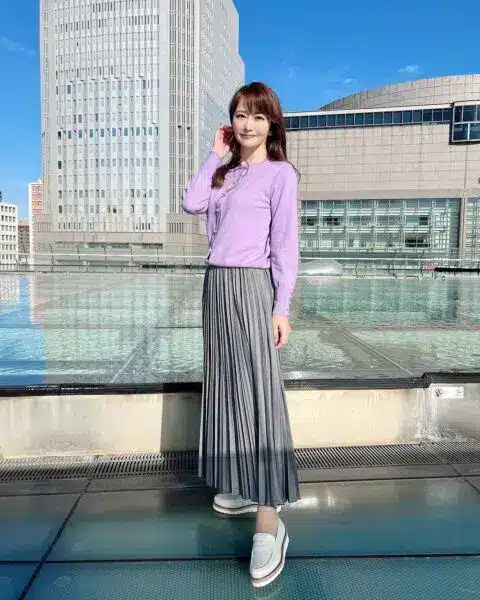 С юбкой