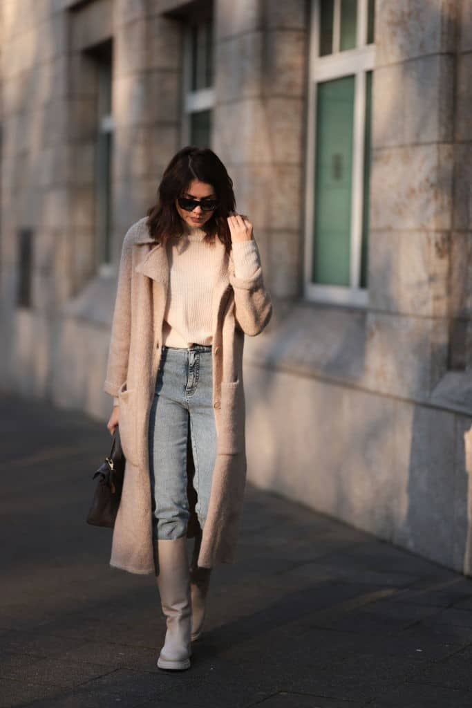 Street Style - Dusseldorf - November, 2022